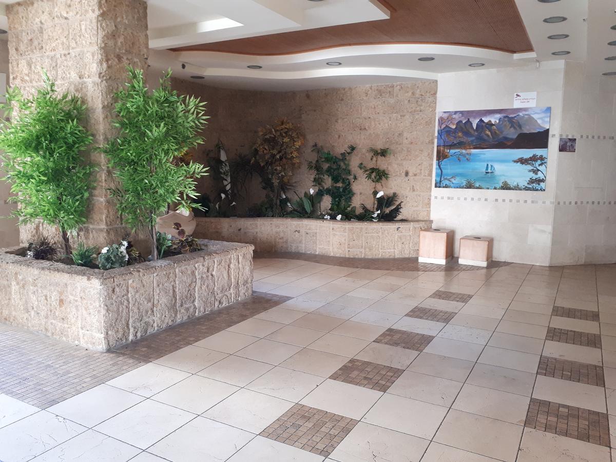 Apartment 2 bedrooms Central Location Asjdod Buitenkant foto
