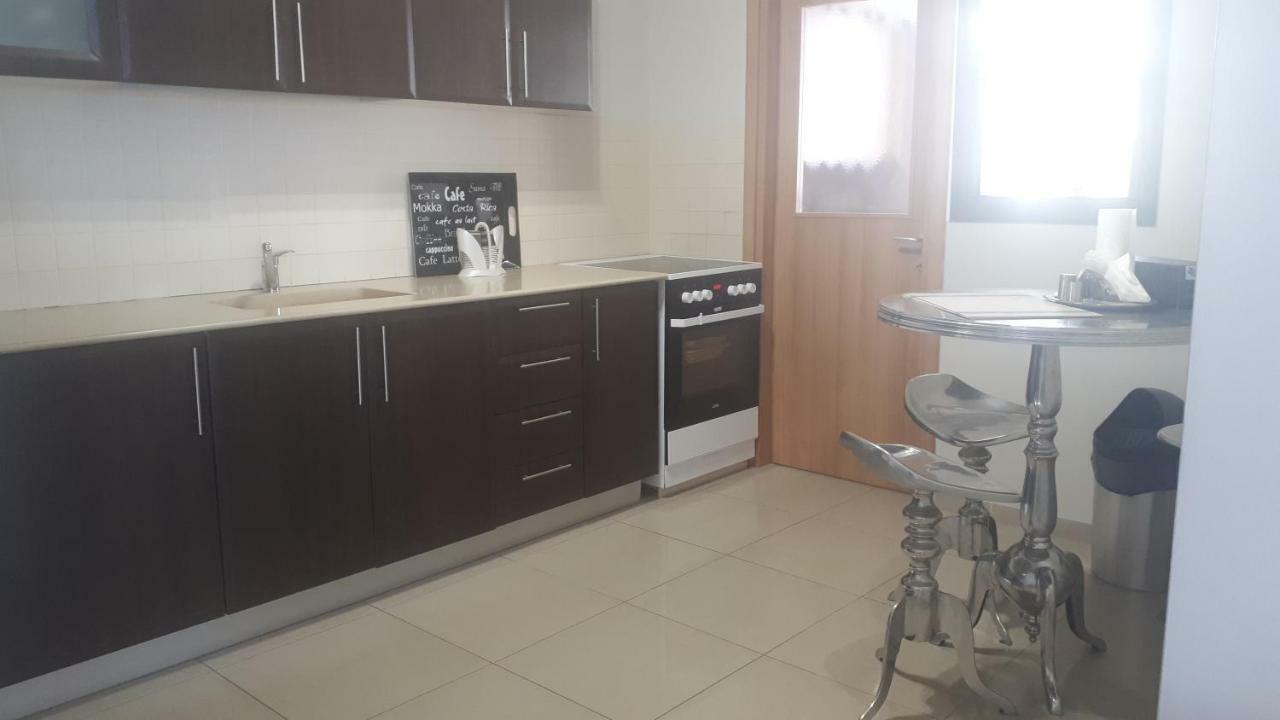 Apartment 2 bedrooms Central Location Asjdod Buitenkant foto